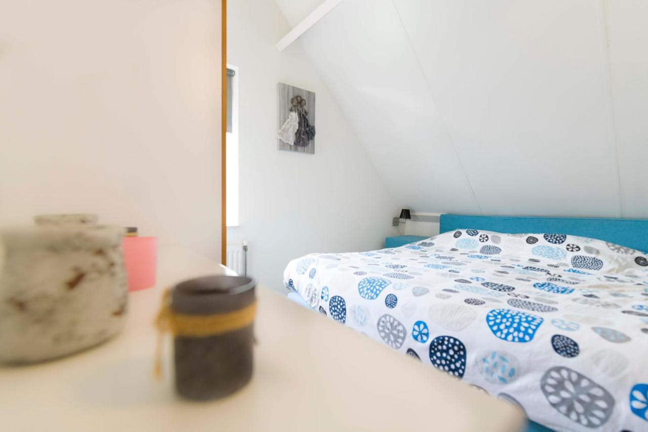 Vakantiehuis Op Villapark Oesterbaai Aan Zee , Met Speeltuin Grenzend Aan De Tuin ウェーメルディンゲ エクステリア 写真