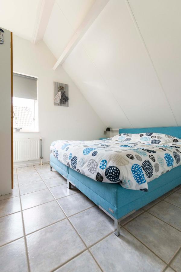 Vakantiehuis Op Villapark Oesterbaai Aan Zee , Met Speeltuin Grenzend Aan De Tuin ウェーメルディンゲ エクステリア 写真