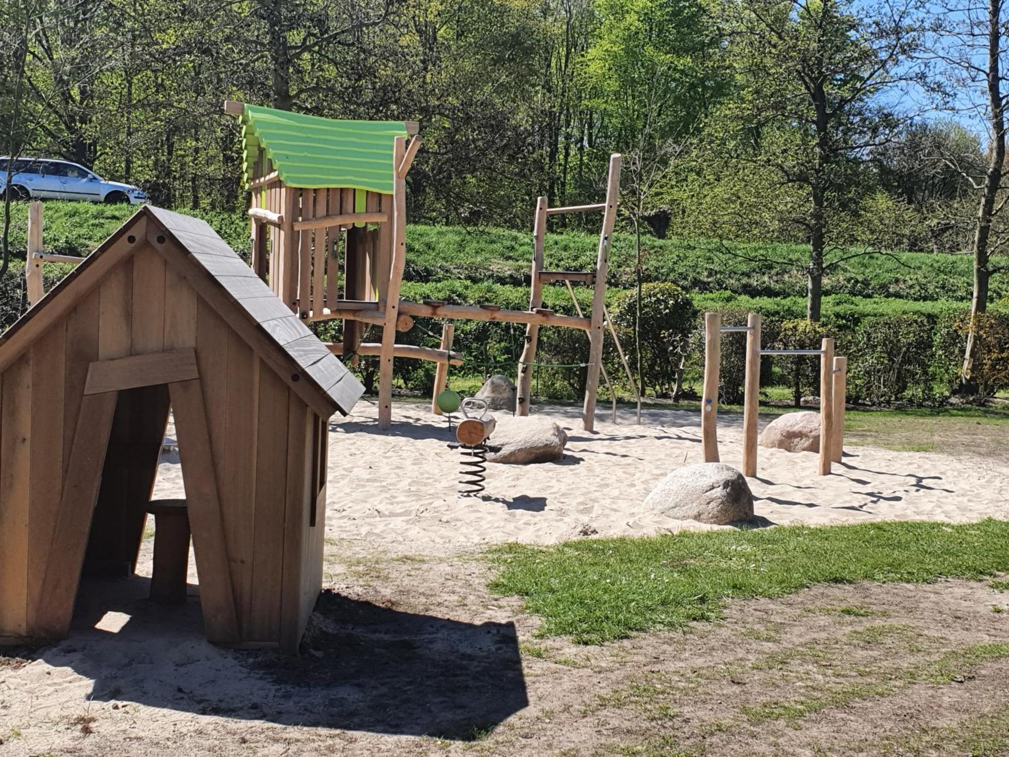 Vakantiehuis Op Villapark Oesterbaai Aan Zee , Met Speeltuin Grenzend Aan De Tuin ウェーメルディンゲ 部屋 写真
